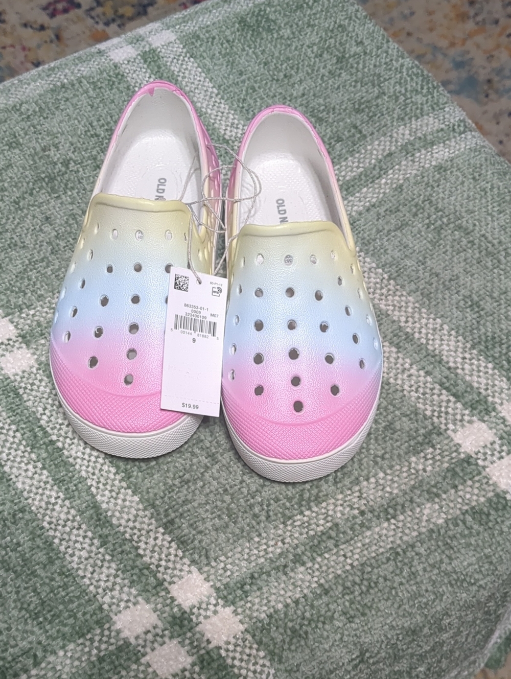 Old Navy Kids Pastel Gradient Slip-On Water Shoes in Pink, Blue, Yellow